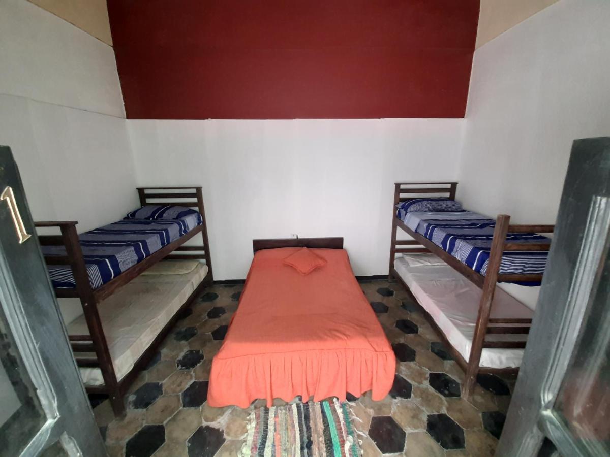 Plaza Hostel Sj 2 Salta Kültér fotó