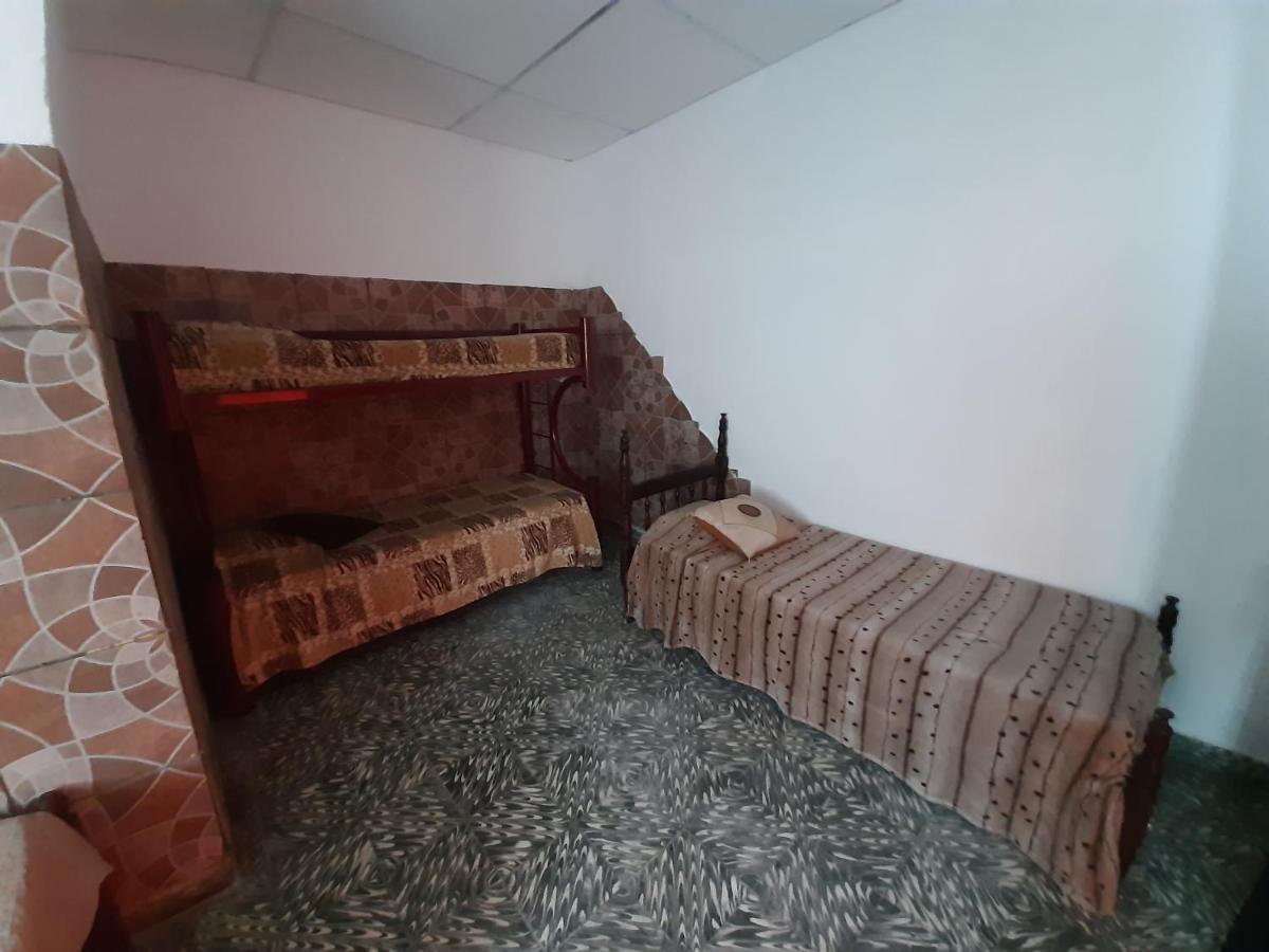 Plaza Hostel Sj 2 Salta Kültér fotó