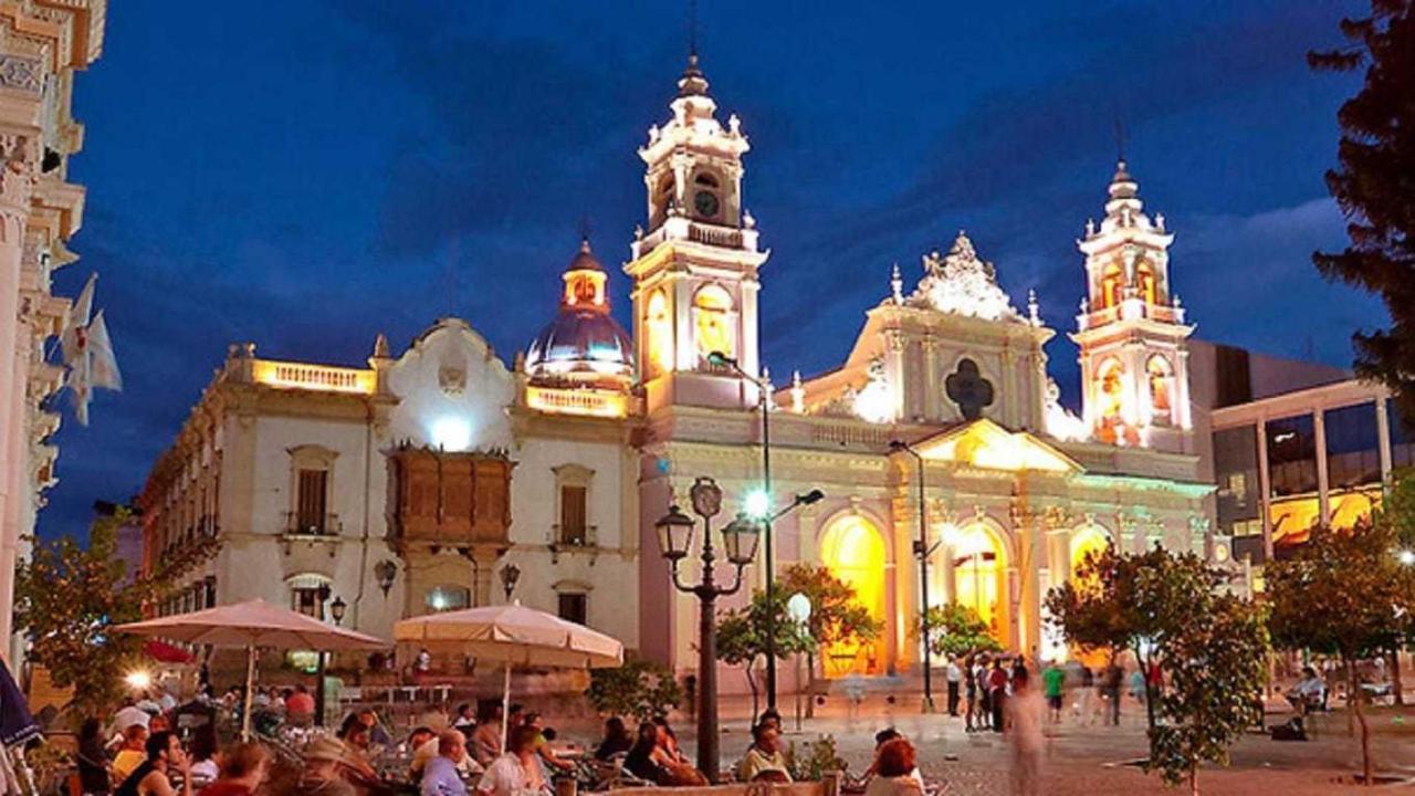 Plaza Hostel Sj 2 Salta Kültér fotó