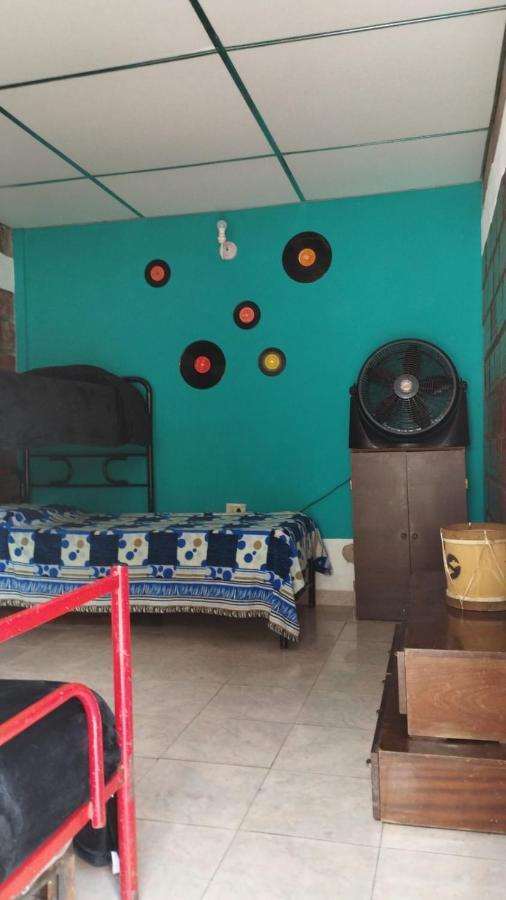 Plaza Hostel Sj 2 Salta Kültér fotó